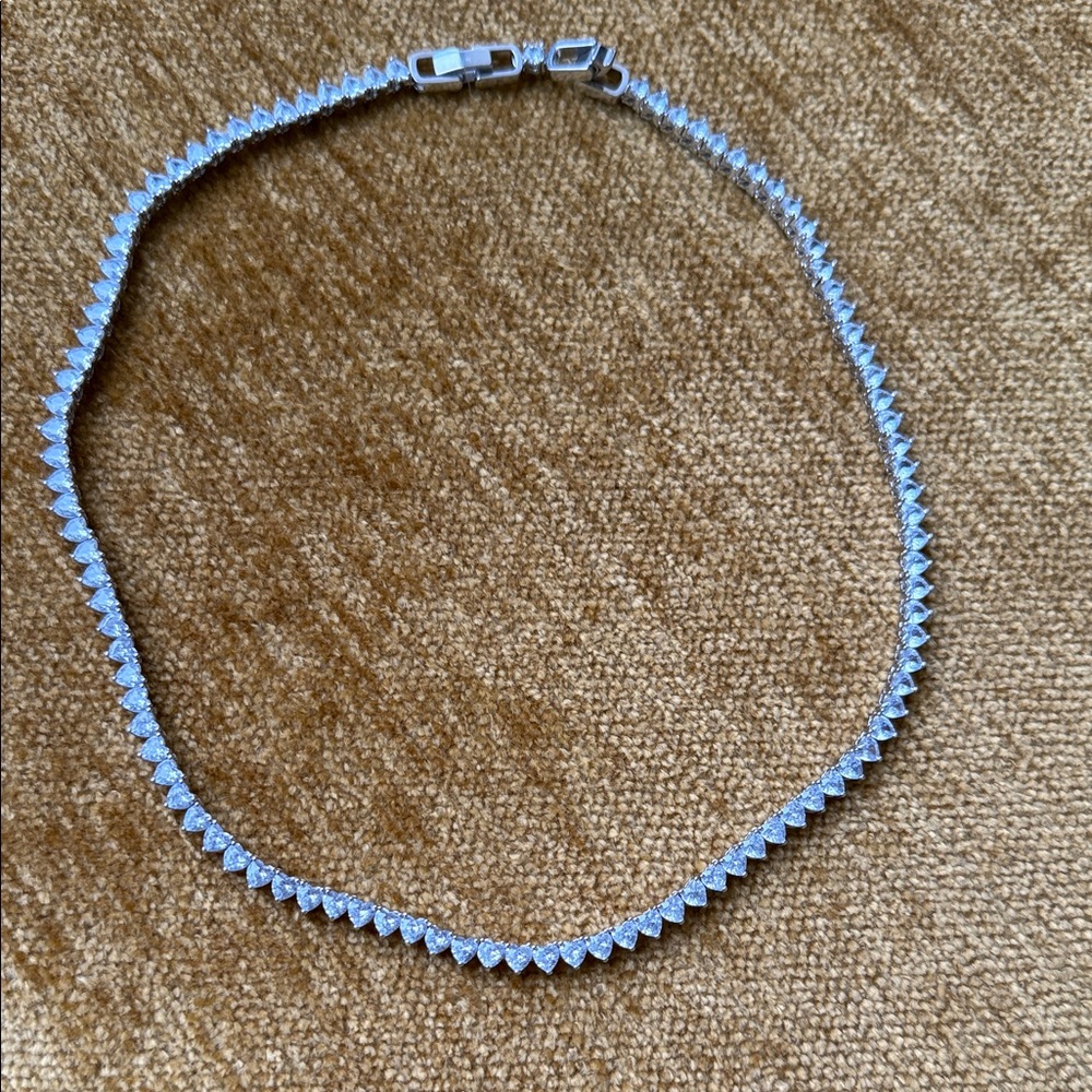 Elegant Silver Necklace